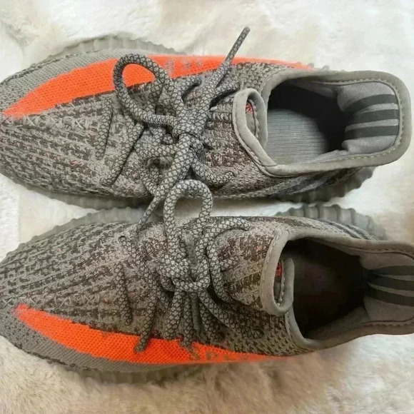 adidas Yeezy Boost 350 V2 Low Beluga Reflective size 5 - Picture 6 of 16